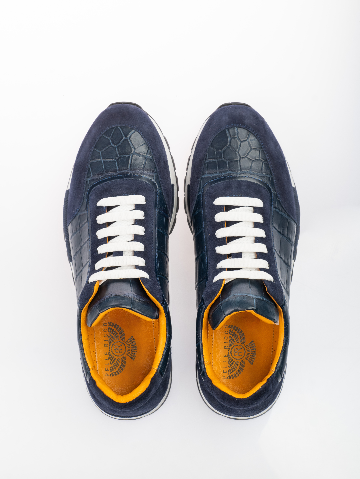 Navy Runner view 3